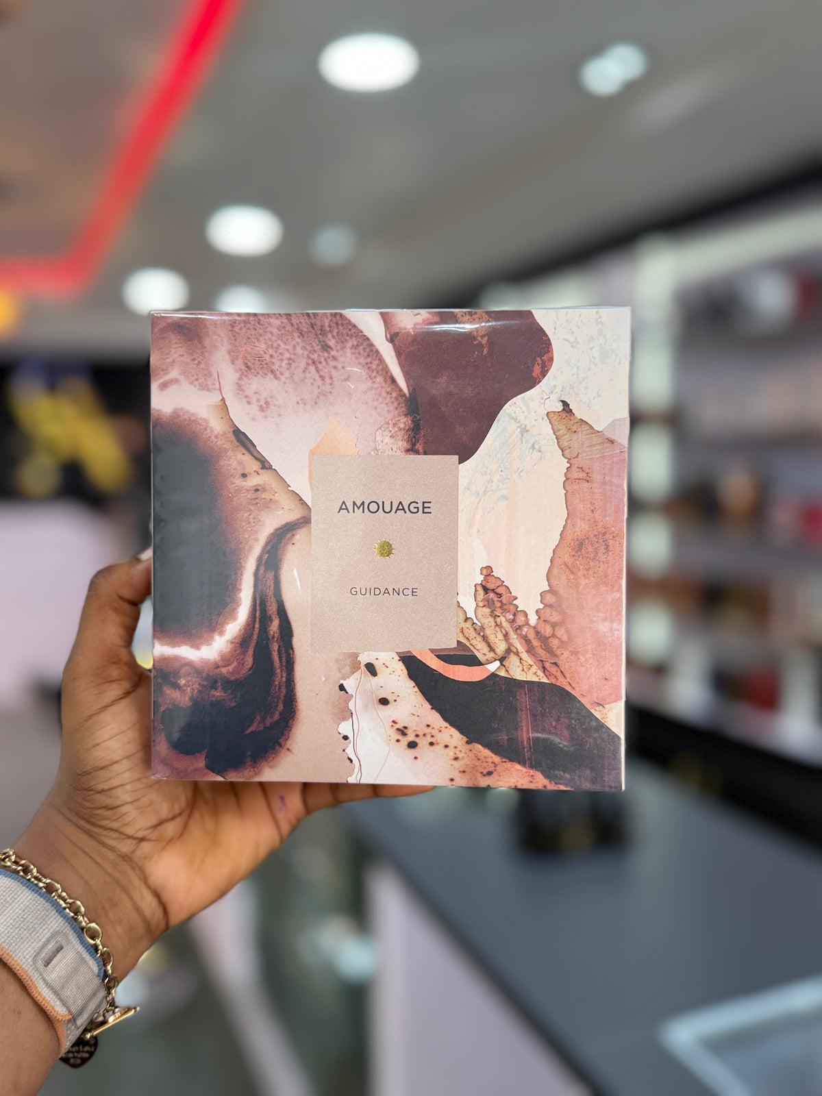 Amouage Guidance